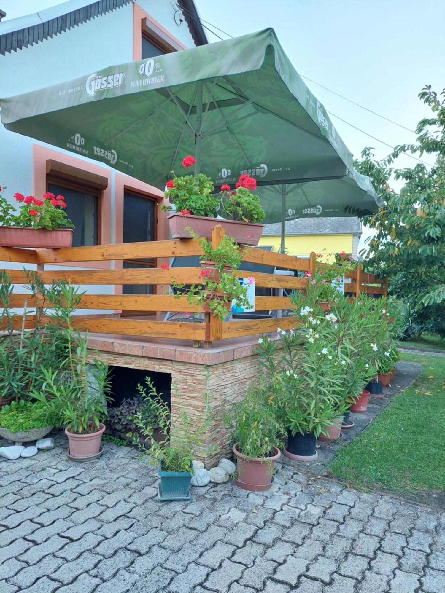 Lonci Apartman Zalakaros Bagian luar foto