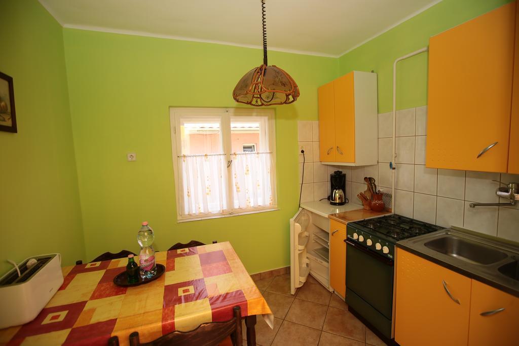 Lonci Apartman Apartment Zalakaros Bagian luar foto