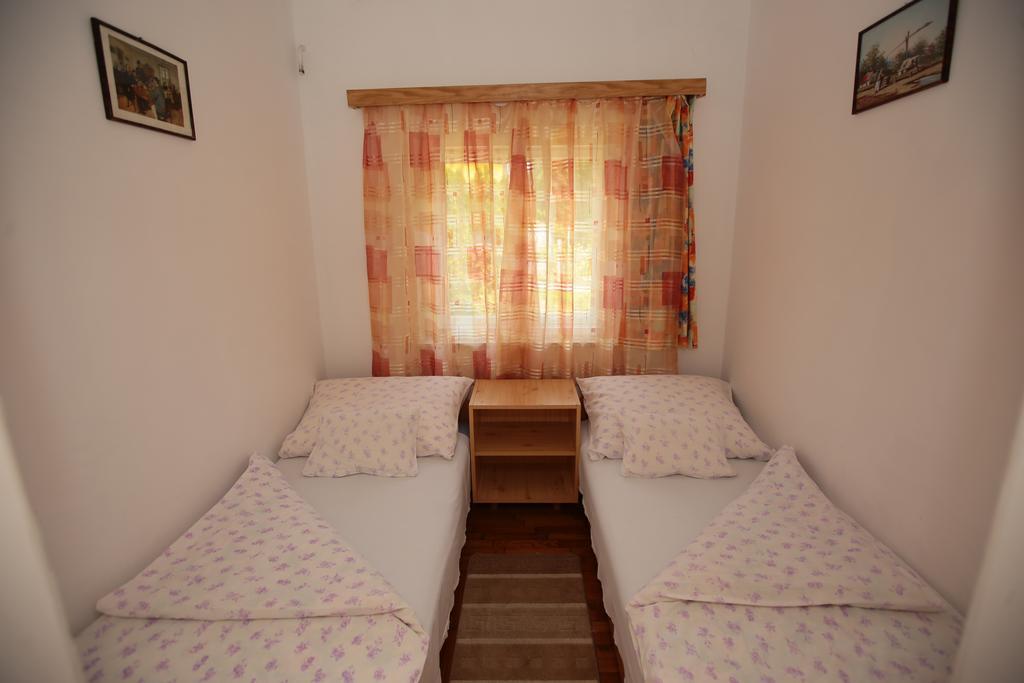 Lonci Apartman Zalakaros Bagian luar foto